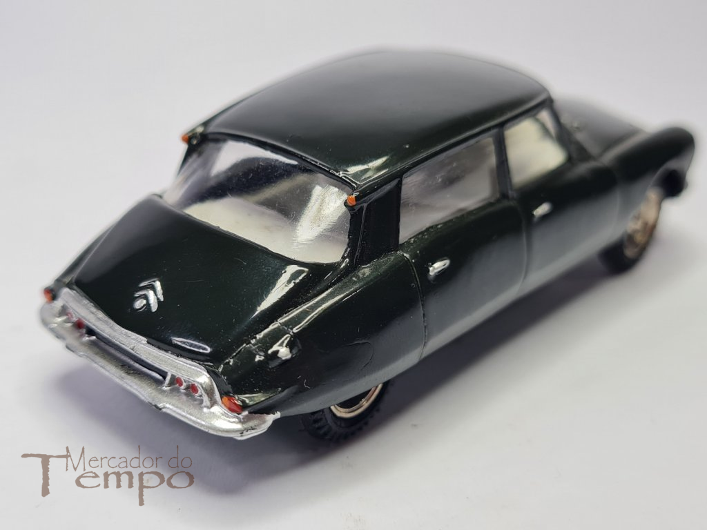 Miniatura 1/43 Metosul Citroen DS 19, verde escuro