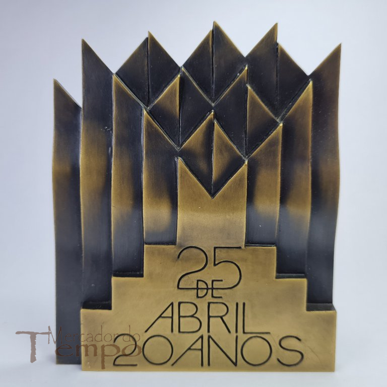 Grande Medalhão bronze Associação 25 de Abril 20 anos, 1994