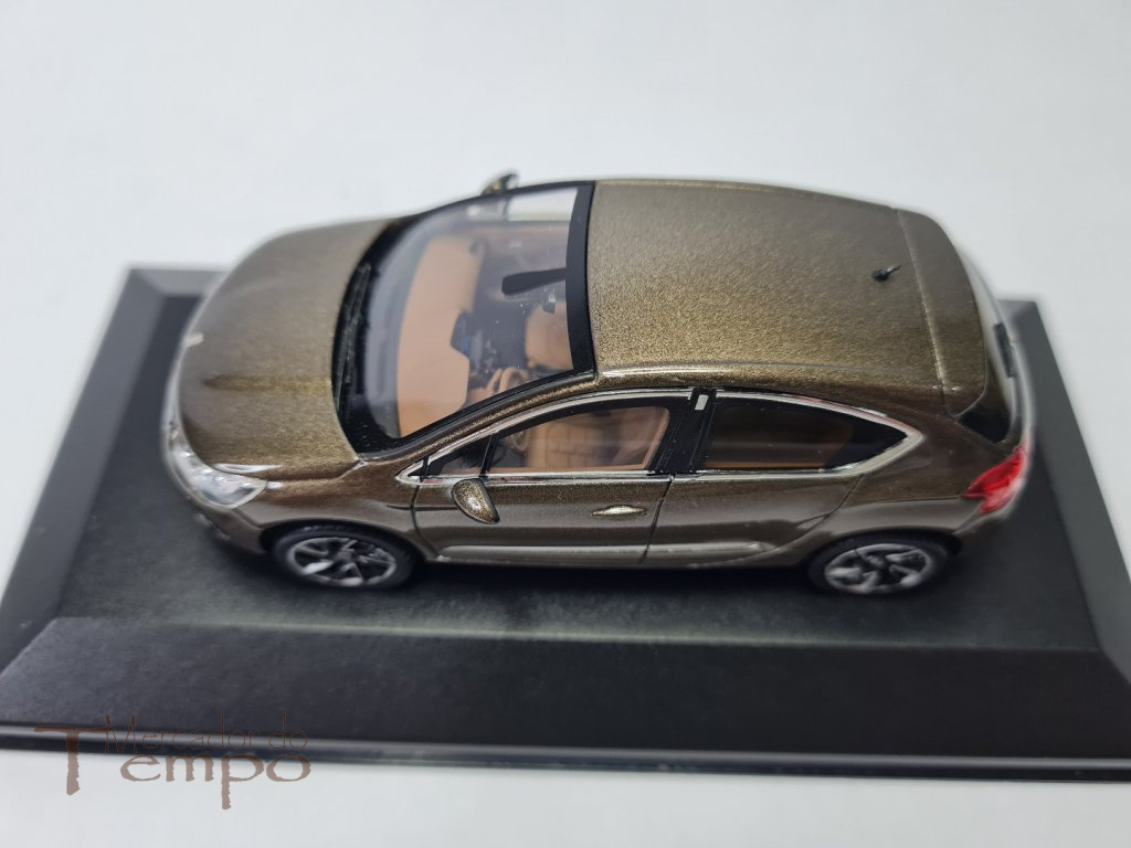 Miniatura 1/43 Norev Citroen DS4