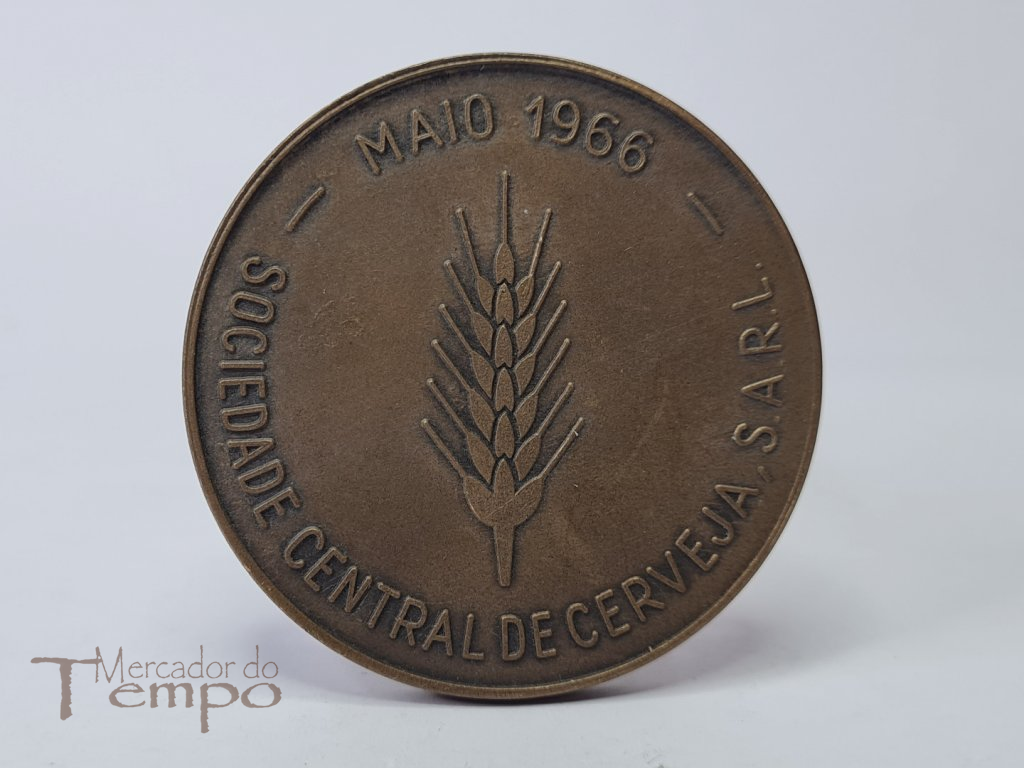Medalha bronze lançamento Cerveja Skol em Portugal, 1966