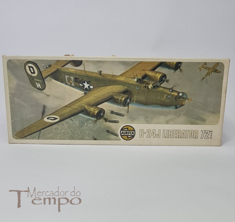 Kit escala 1/72 Airfix  avião militar B-24 J Liberator 