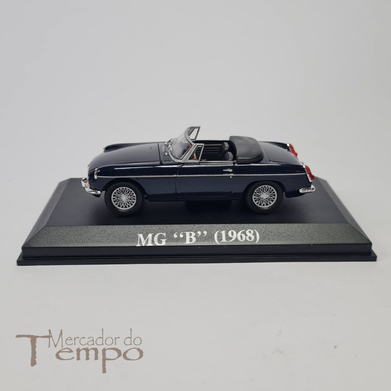 Miniatura 1/43 Altaya MG B - 1968