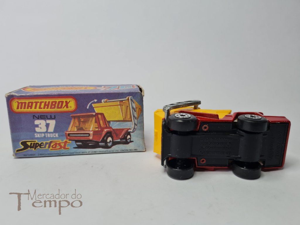 Miniatura Matchbox Skip Truck superfast #37 com caixa original