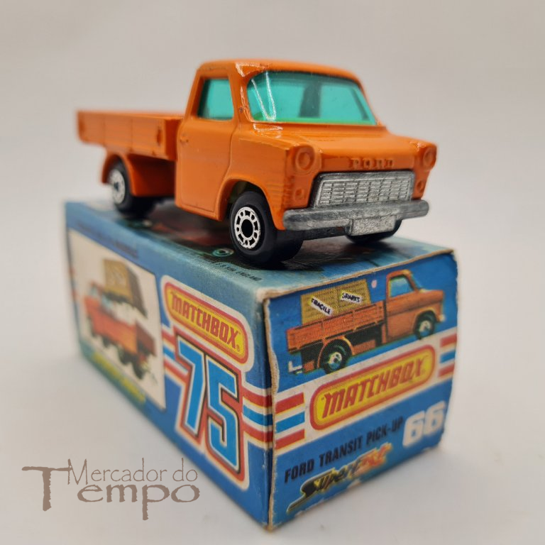 Matchbox Ford Transit #66 com caixa original 