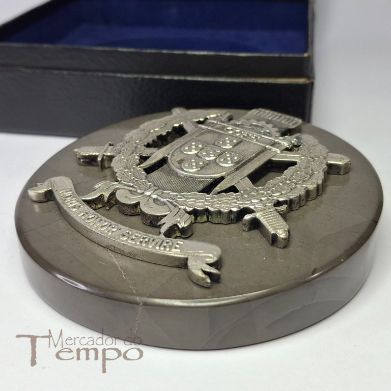 Pisa-papeis OGFE - Oficinas Gerais de Fardamento e Equipamento do Exército