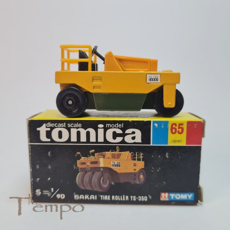 Miniatura Tomica Sakai Tire Roller TS-350 #65