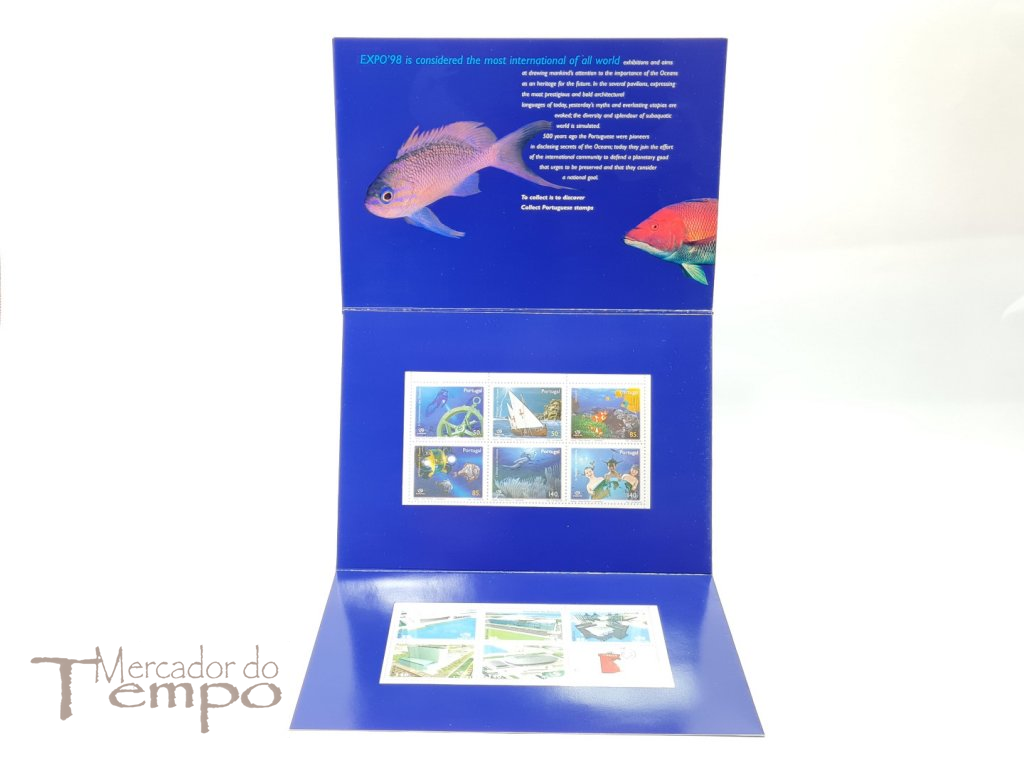 Minicarteira com blocos de selos comemorativos da Expo’98. 