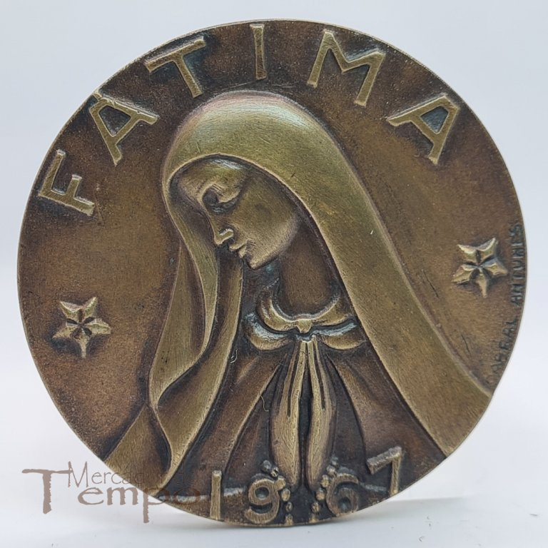 Medalha em bronze comemorativa da Peregrinação dos Municipios a Fátima, datada de 1967