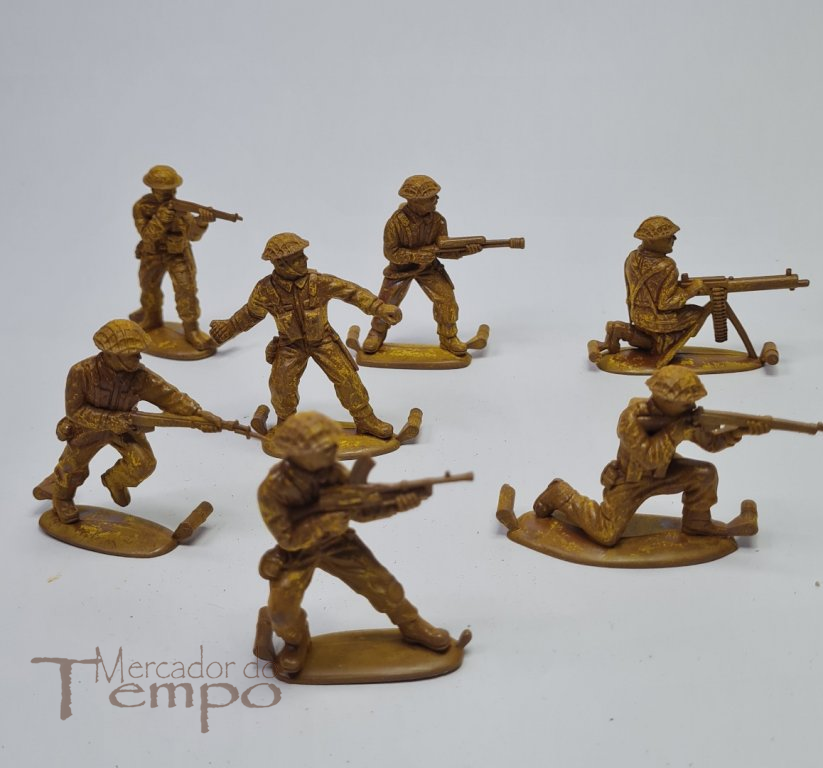 Matchbox 1/32 caixa completa com 15 British Combat Troops