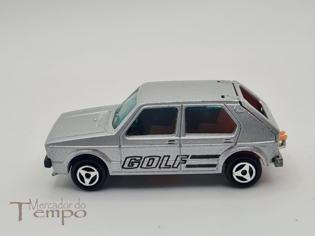 Miniatura 1/64 Carro Golf + Caravana St Tropez Majorette #210