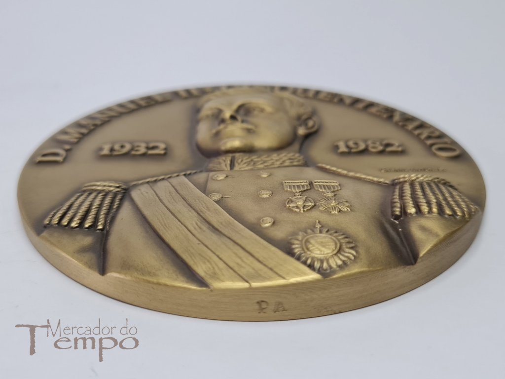 Medalhão bronze Cinquentenário da morte de D.Manuel II 1932-1982