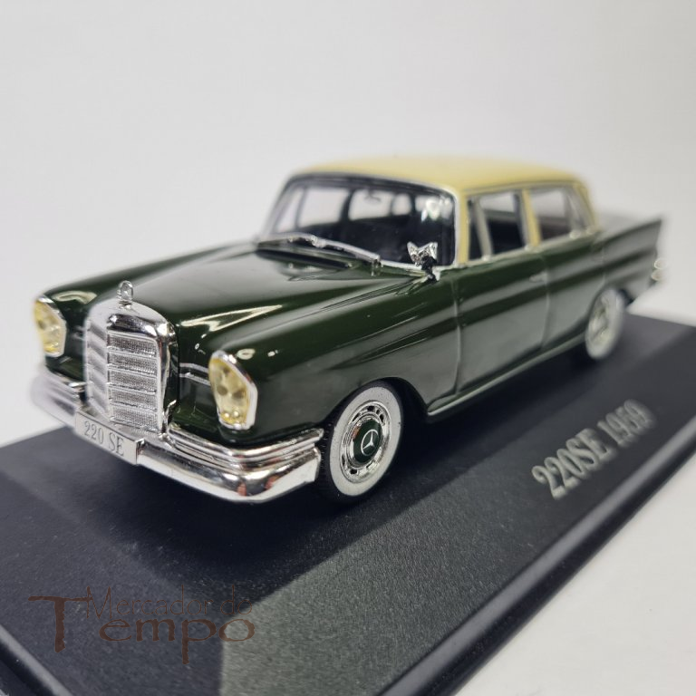 Miniatura 1/43 Altaya Mercedes 220 SE - 1959
