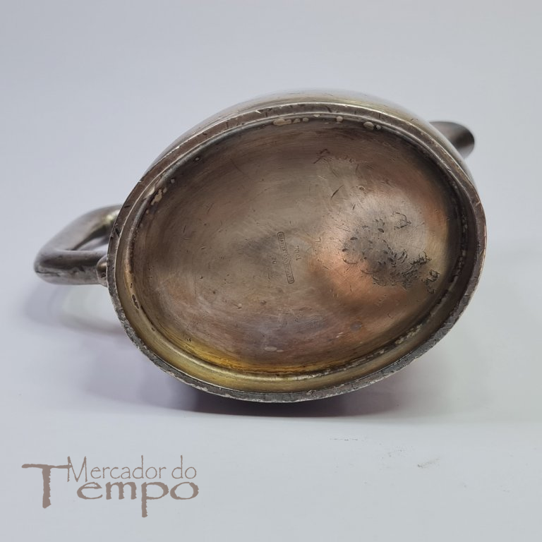  Leiteira de grande dimensão com simbolo da TAP, anos 50