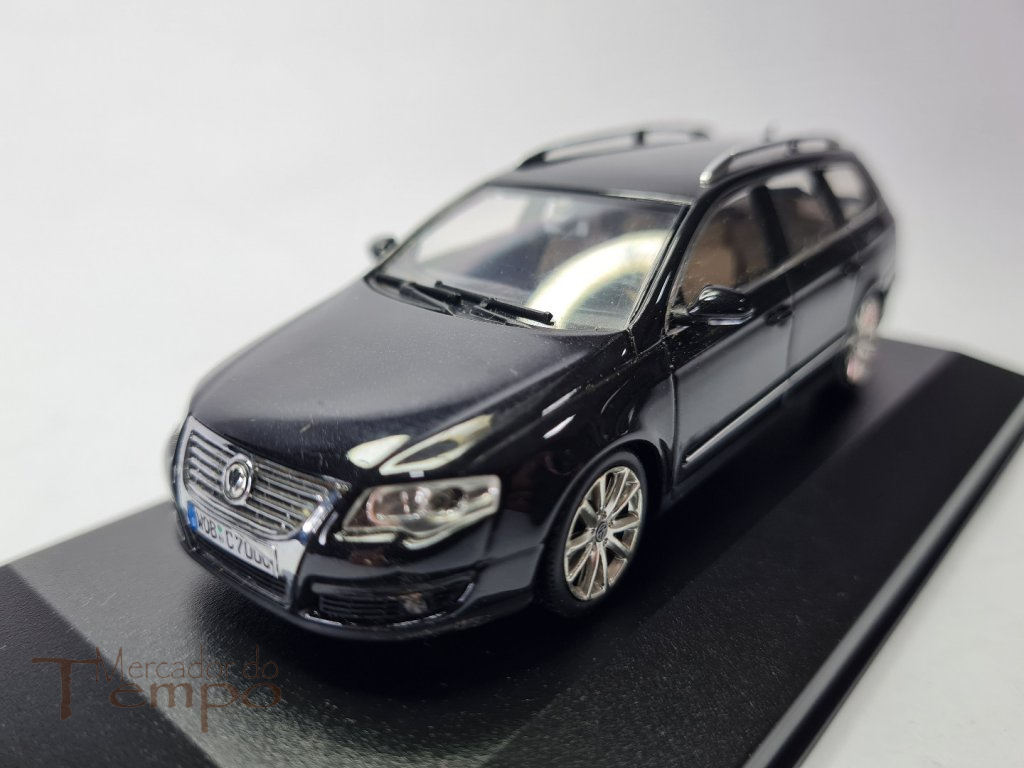 Miniatura 1/43 Minichamps VW Passat 2.0 Tdi