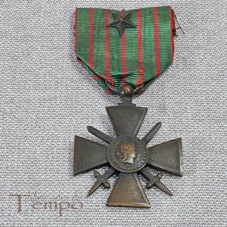 Condecoração / Medalha Cruz de Guerra Francesa 1914 - 1918