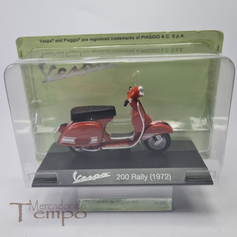 Miniatura 1/18 Mota Vespa 200 Rally 1972