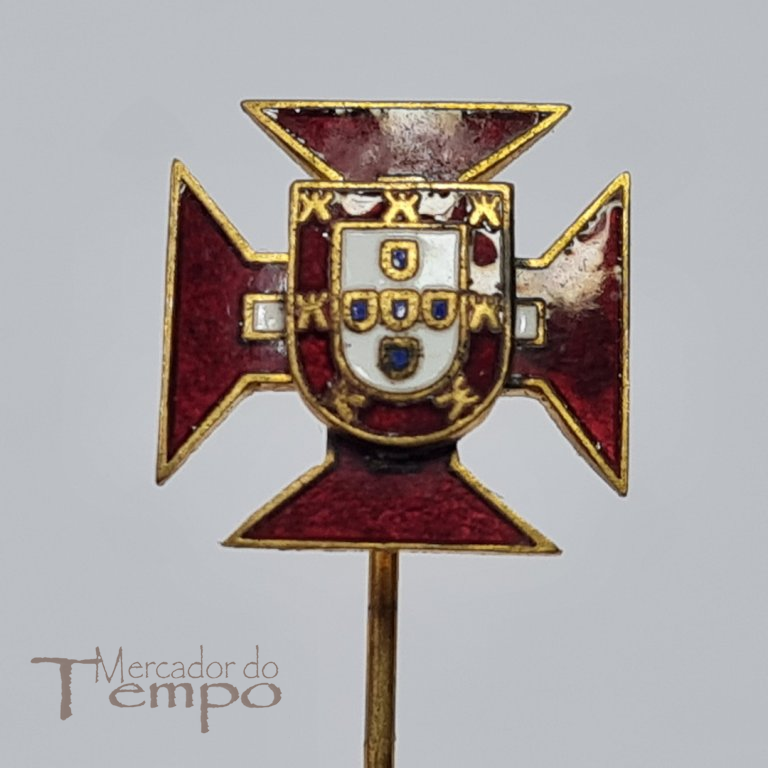 Pin esmaltado com Cruz de Cristo e Escudo Português