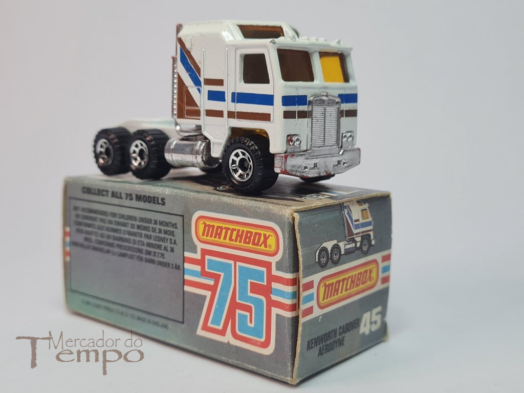 Miniatura Matchbox Kenworth Cabocer Aerodyne #45 caixa original