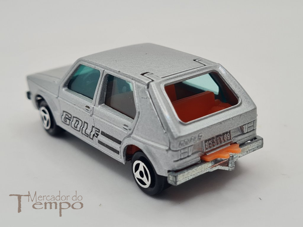 Miniatura 1/64 Carro Golf + Caravana St Tropez Majorette #210