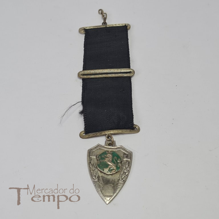 Medalha antiga com simbolo antigo do Sporting esmaltado