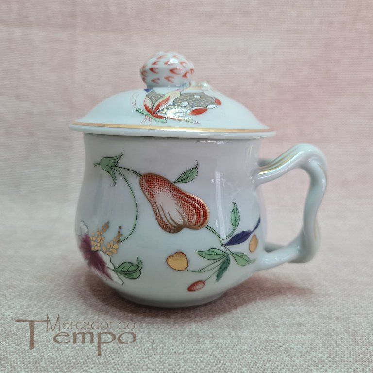 Cremeira em porcelana da Vista Alegre decoração Samatra