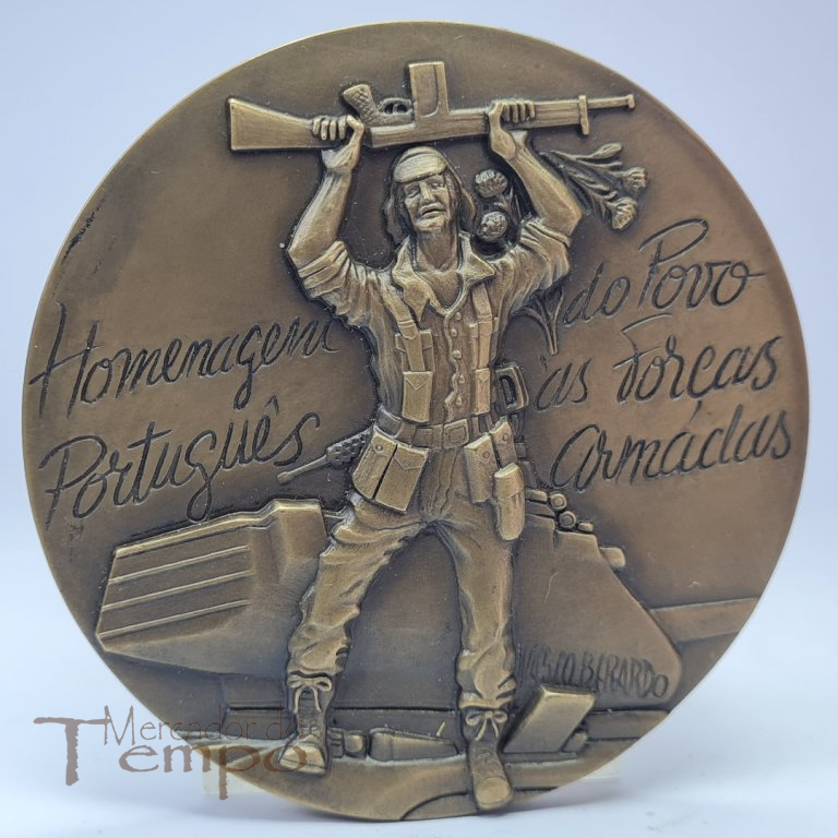 Medalha em bronze Homenagem do Povo Português às Forças Armadas