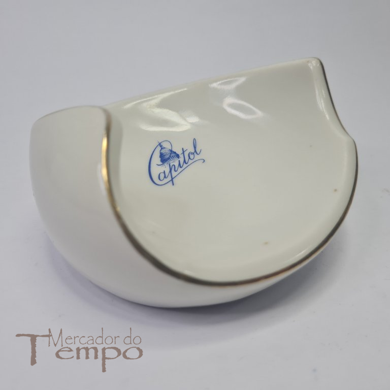 Cinzeiro porcelana modernista fábrica de Candal, Hotel Capitol 