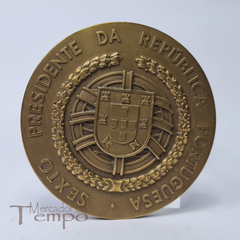 Medalha bronze António José de Almeida 6º Presidente de Portugal