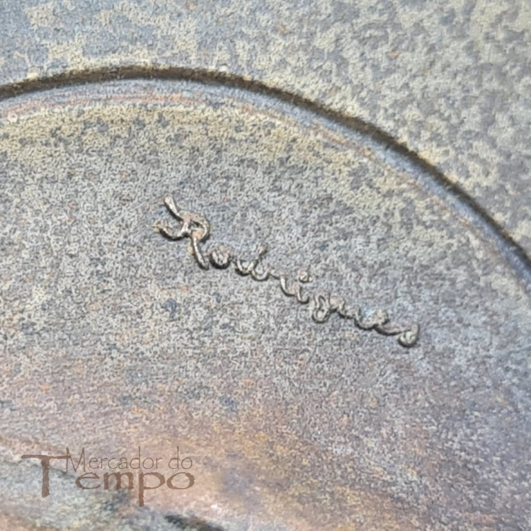 Medalha / Escultura em bronze, assinada Rodrigues (José), CTT Telecomunicações