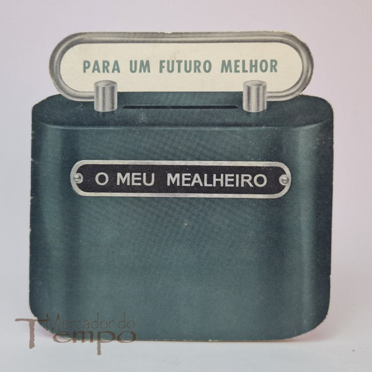 publicidade do Banco Montepio Geral, com formato de mealheiro