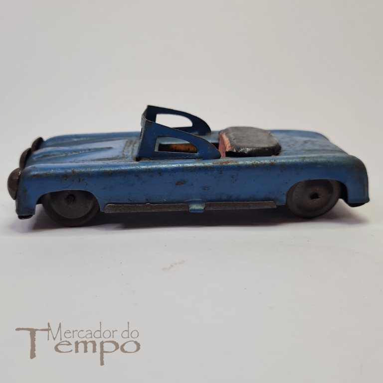 Carro Cabriolet em chapa de fabrico Português, AML. Anos 70