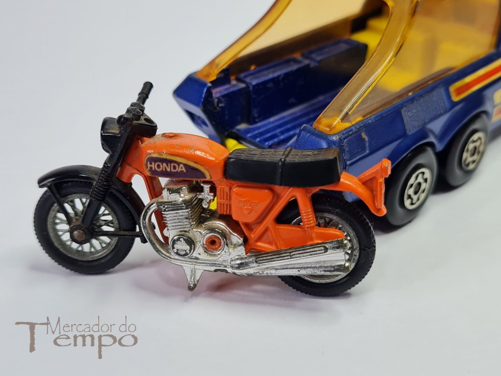 Miniatura Matchbox Super King Pick-Up Truck com mota