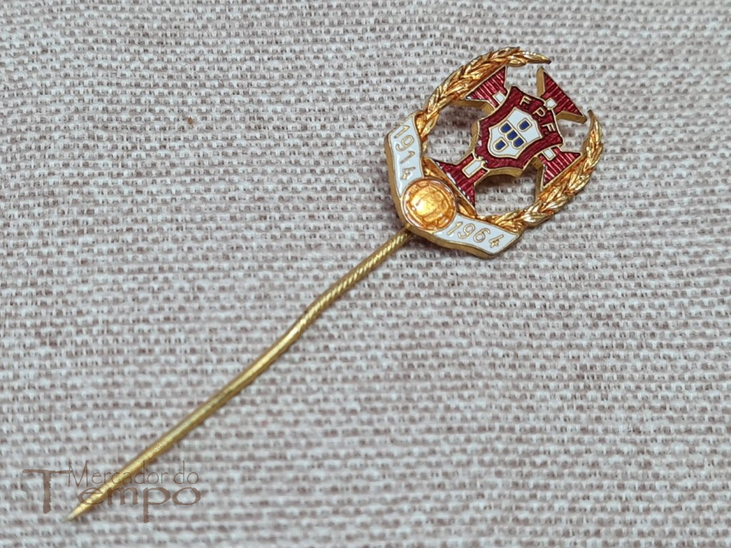 Pin esmaltado 50 anos Federação Portuguesa Futebol