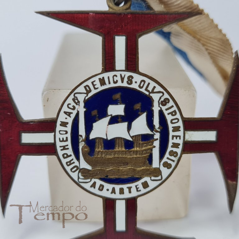 Medalha esmaltada Orfeon Académico Olisiponense