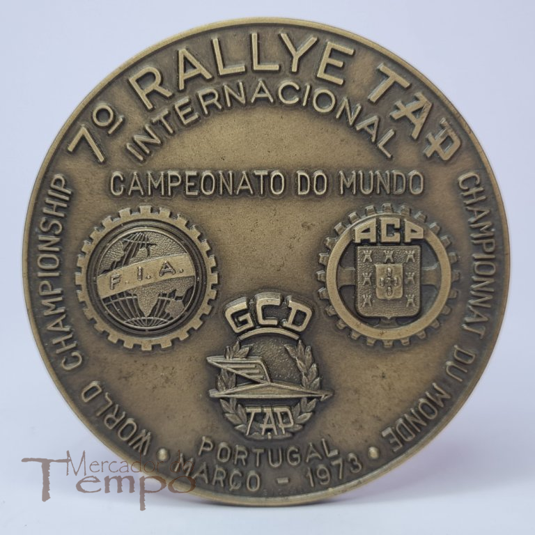 Invulgar medalha em bronze comemorativa do 7º Rallye TAP Portugal , 1973